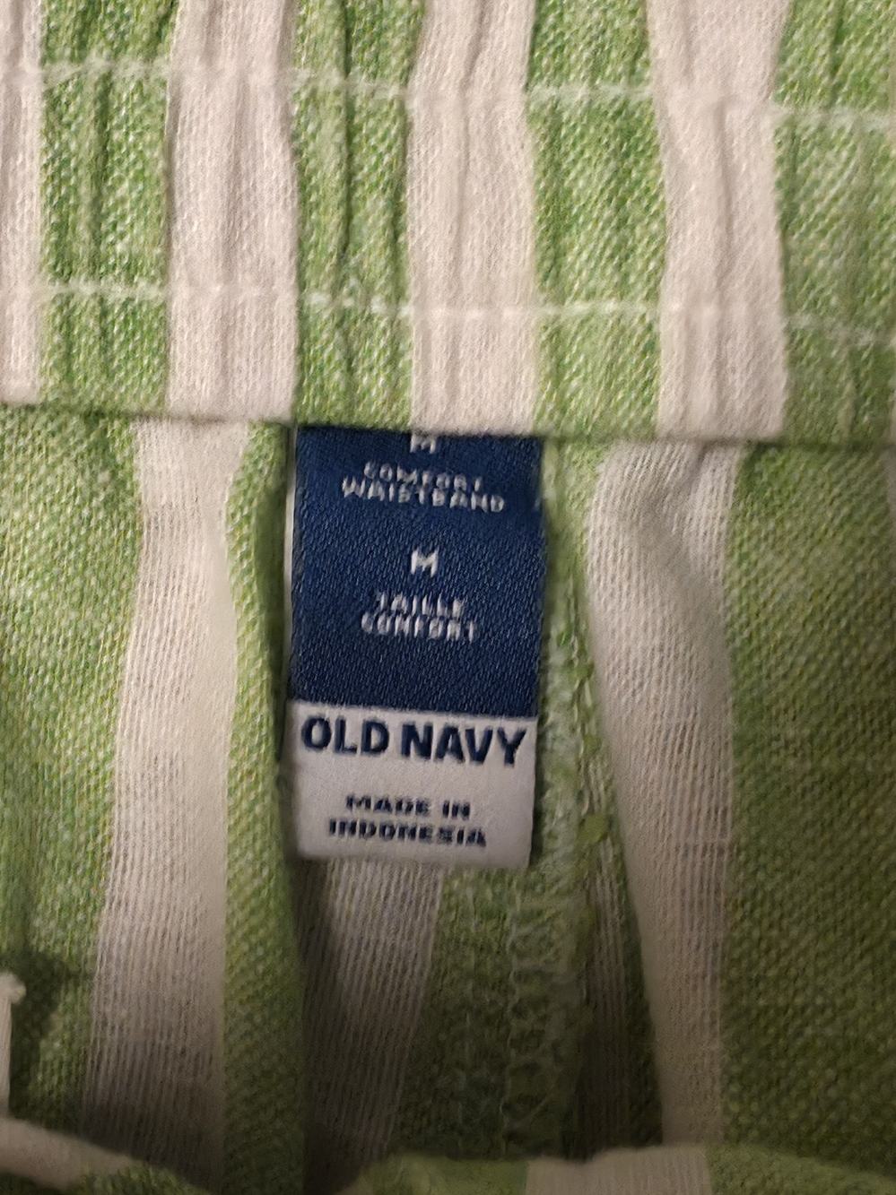 Old Navy Green and White Striped Elastic-Waist Shorts - Picture 5 of 5